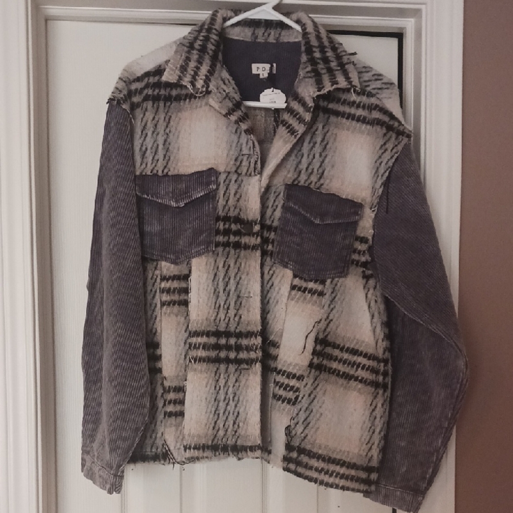 POL Plaid Button-Down Shacket in Cream, Black & Gray
